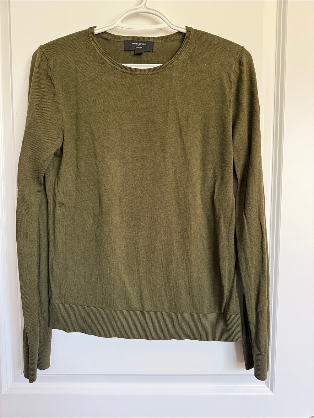Banana Republic Olive Forever Sweater - Picture 1 of 3